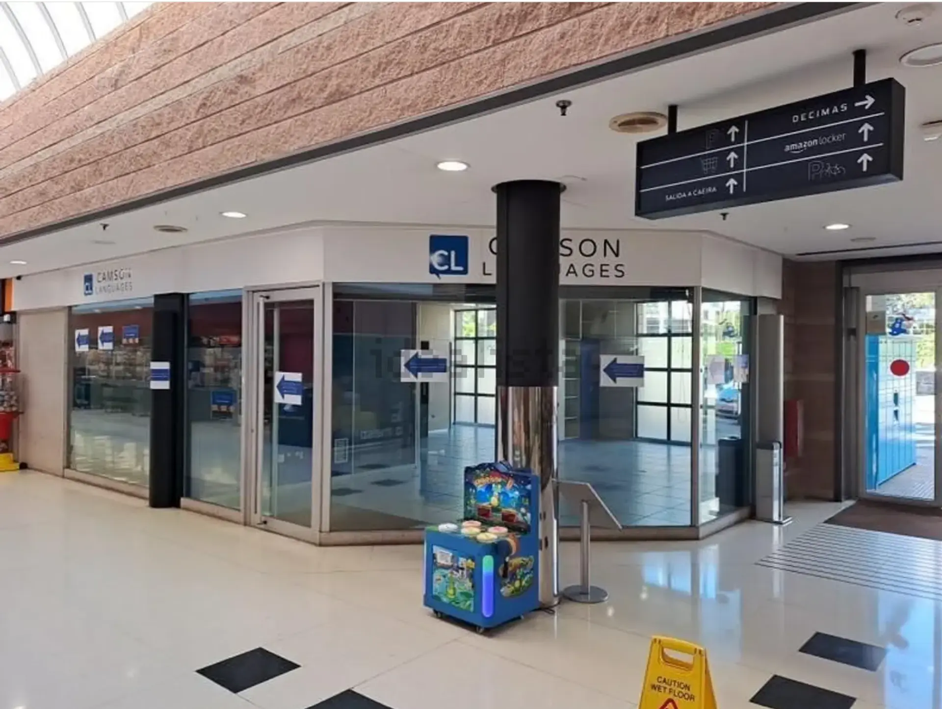 Local disponible dentro del Centro Comercial A Barca